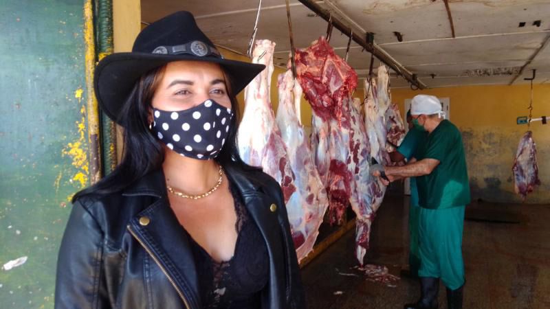 Inicia ganadera holguinera venta de carne de res tras cumplir entregas al Estado