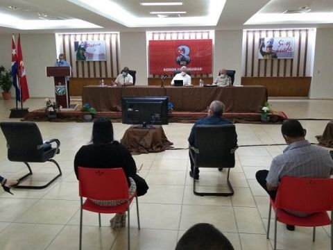 Participa Díaz-Canel en intercambio del Secretariado del Comité Central del Partido en Ciego de Ávila