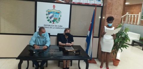 Ministro de la Agricultura firma Convenios de Colaboración con la Fiscalía General de la Republica y la Organización Nacional de Bufetes Colectivos