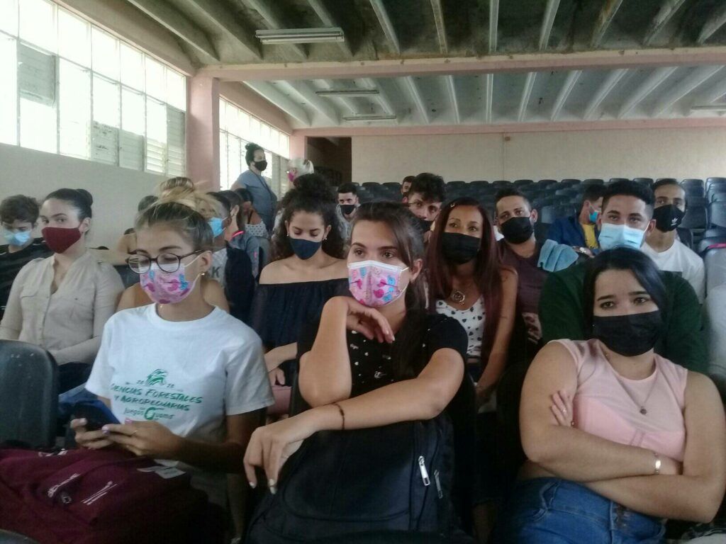 Prepara Pinar del Río a estudiantes para participación en Movimiento “Sembrar Con Ciencia”