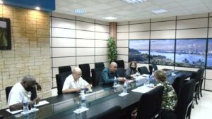 Intercambio del Ministro de la Agricultura y la embajadora alemana en Cuba Intercambio del Ministro de la Agricultura y la embajadora alemana en Cuba