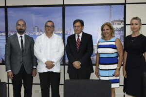 Recibe el Viceministro de la Agricultura al Embajador de Turquía en Cuba, Recibe el Viceministro de la Agricultura al Embajador de Turquía en Cuba,