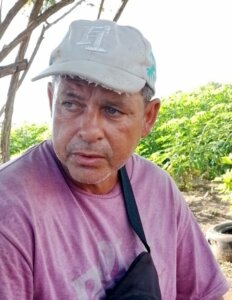 Sergio asegura que siempre ha preferido trabajar la tierra. Foto: Gerardo Mayet Cruz Sergio asegura que siempre ha preferido trabajar la tierra. Foto: Gerardo Mayet Cruz
