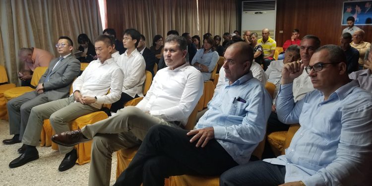 La apertura del evento de capacitación contó con la presencia de Ydael Pérez Brito, titular del Ministerio de la Agricultura (Minag) de Cuba / Foto: Instituto de Investigaciones de Granos